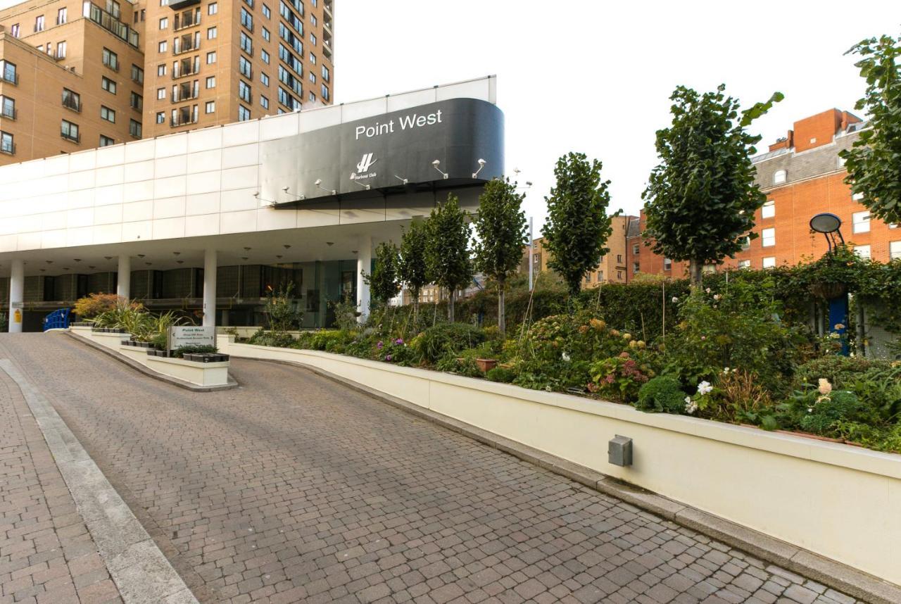 Point West Apartments London Exterior photo